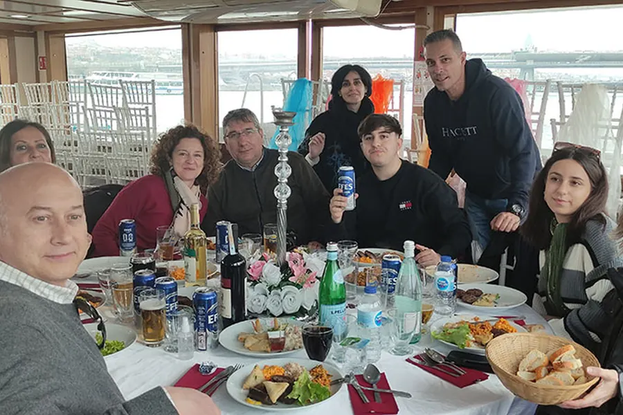 Guests enjoying lunch together on the Bosphorus cruise