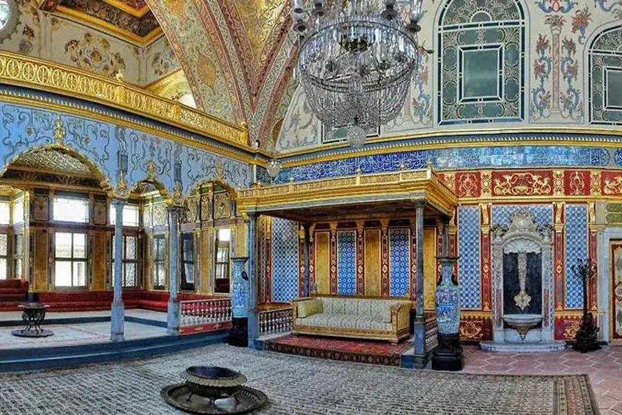 Tiles in Topkapı Palace