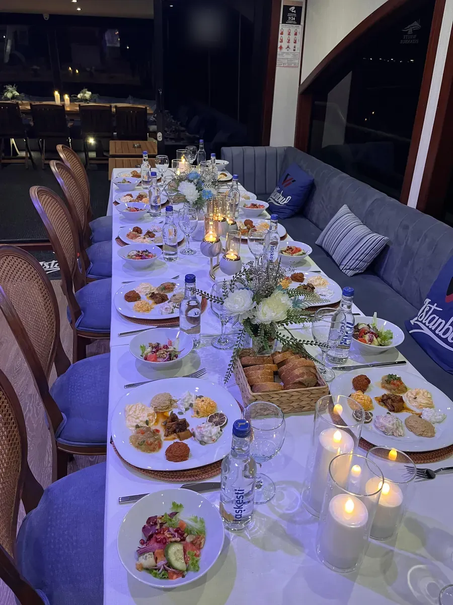 Candlelit dinner on a yacht