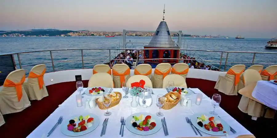 Istanbul Dinner Cruise