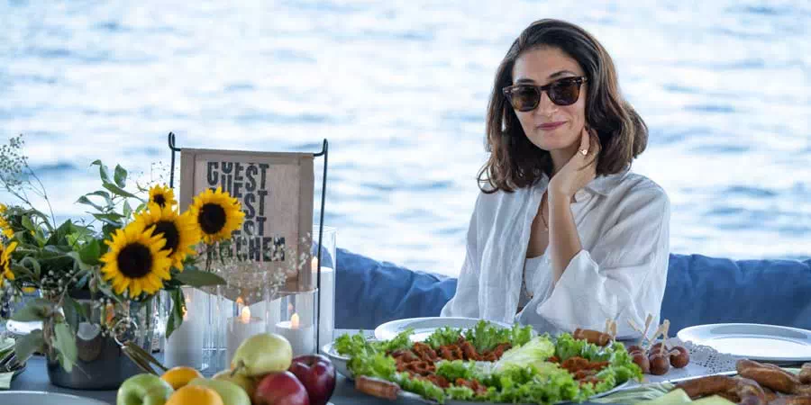 Bosphorus Breakfast Cruise – Morning Istanbul Yacht Tour