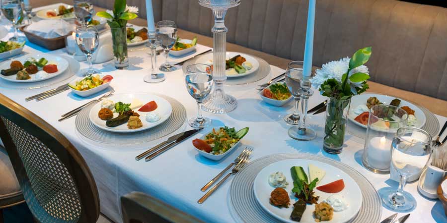 Istanbul Bosphorus Lunch Cruise – Scenic Istanbul Yacht Tour