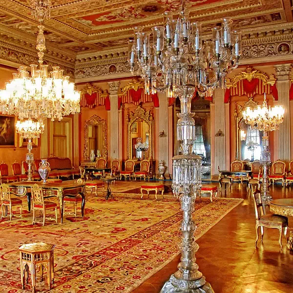 Dolmabahce Palace Tour