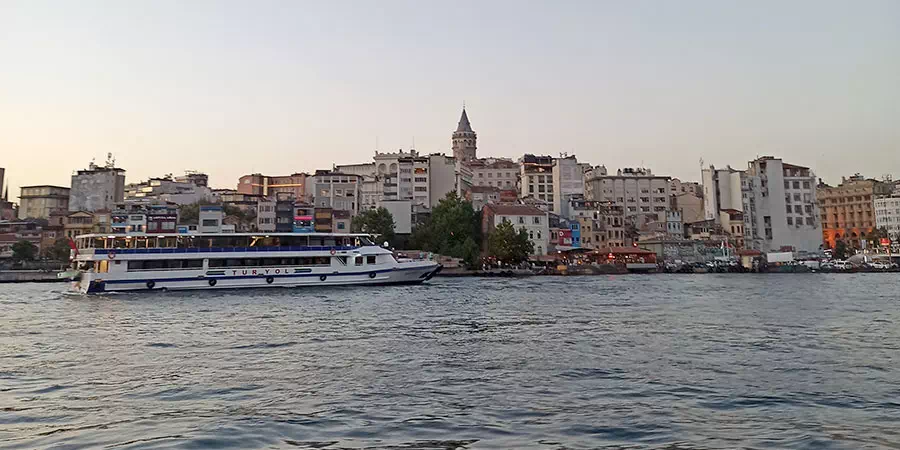 Bosphorus Sunset Yacht Cruise