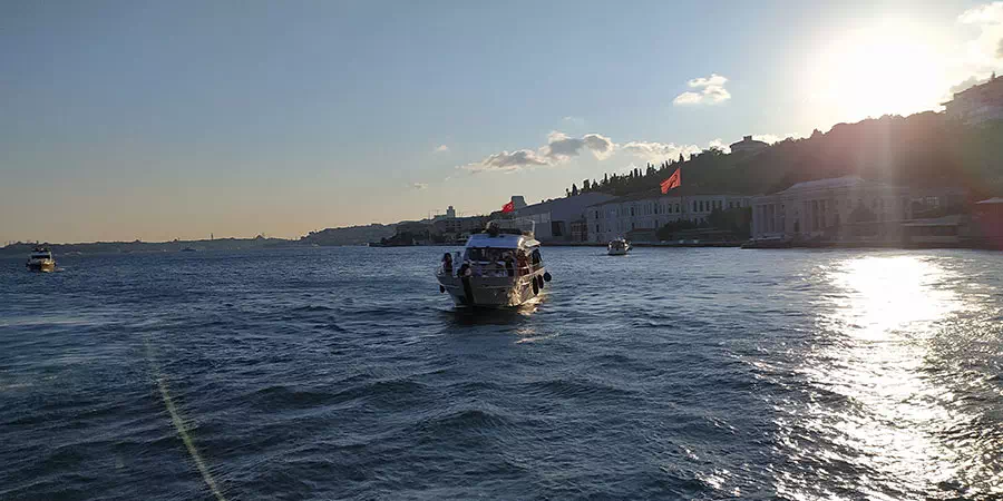 Private Bosphorus Sunset Yacht Cruise