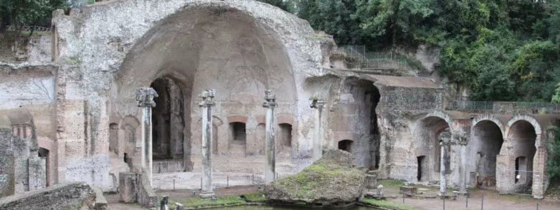 Visit The Temples of Dea Roma and Divus Julius Caesar
