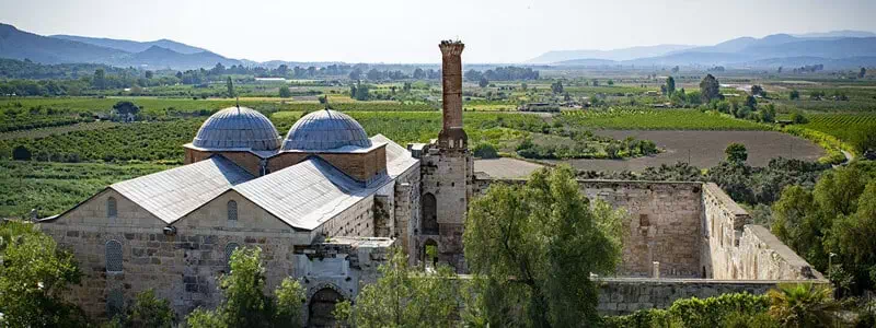 See the Isabey Mosque