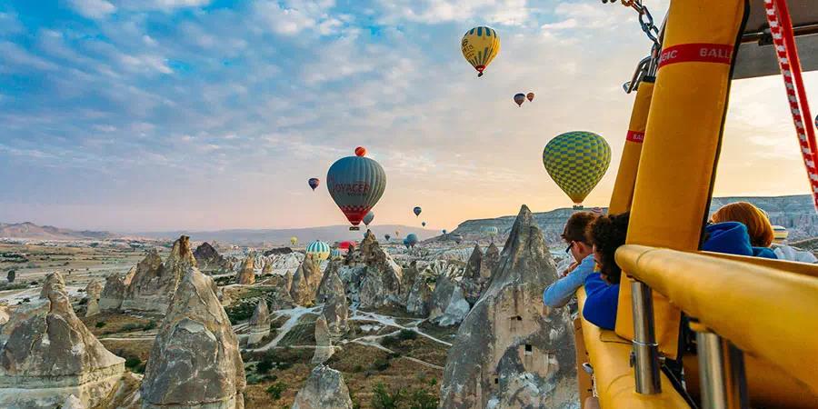 contact details of hot air balloon flights