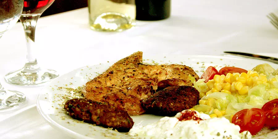 Crucero por el Bósforo y el Mar Negro con almuerzo