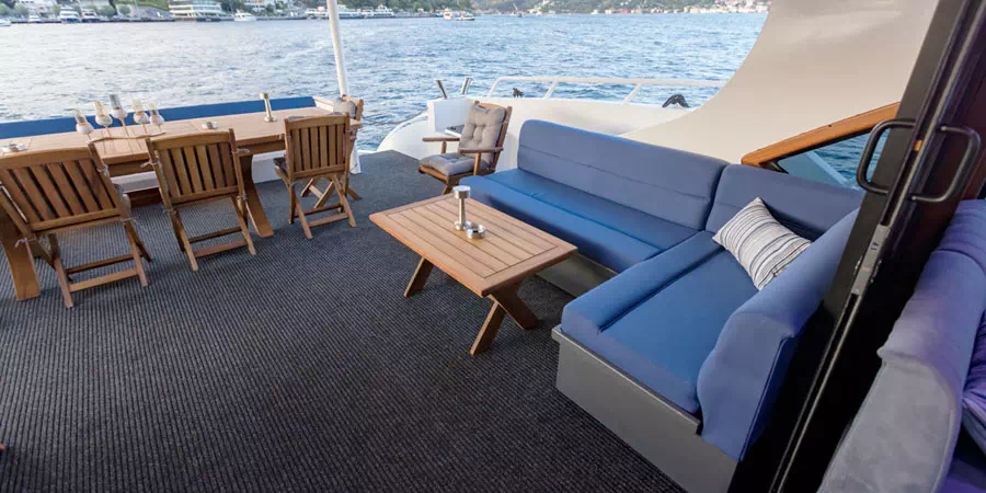 VIP Yacht Cruise Istanbul – Luxury Private Bosphorus Experience